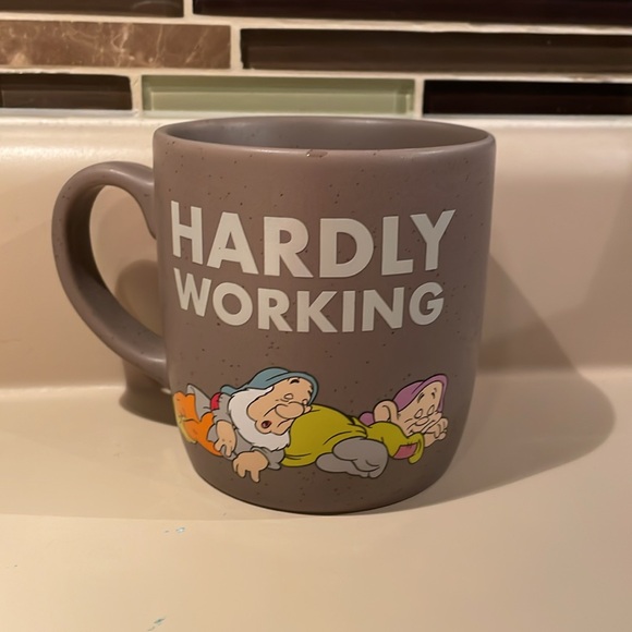 DISNEY UEC Snow White Seven Dwarfs Working Hard Hardly Working Coffee Mug - Picture 4 of 11